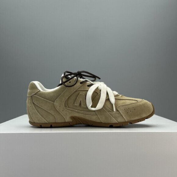 👟Authentic NWB Miu Miu x New Balance 530 SL sneakers - Picture 5 of 9